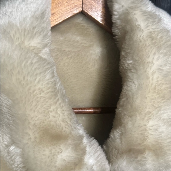 Beyond Sports California Leather Suede Jacket - Picture 2 of 11